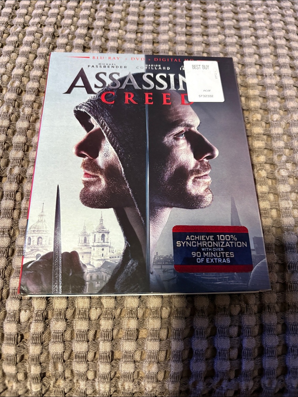 Assassin's Creed Blu-ray + DVD + Digital (Gray)